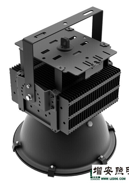 高端SWK205高效LED工礦燈，LED工廠燈廠家直銷，LED節(jié)能燈體育場館